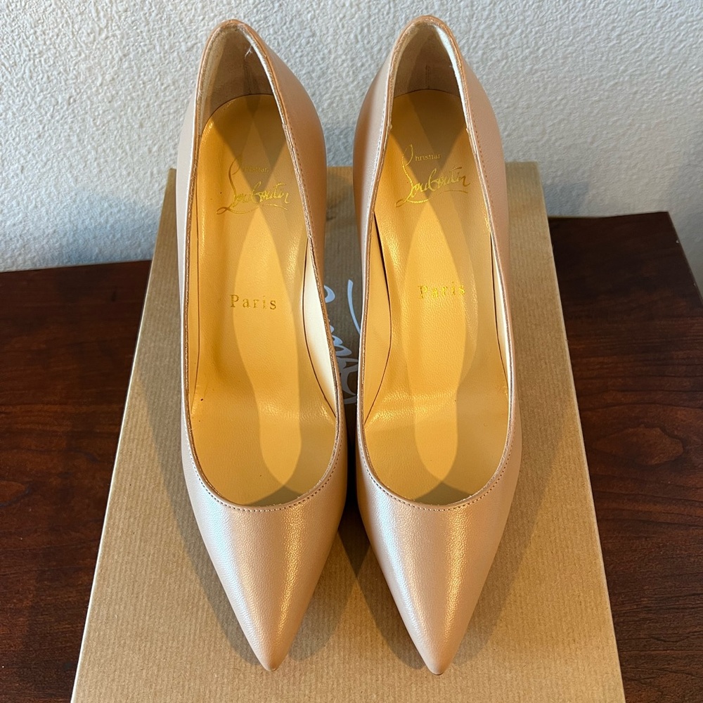 BRAND NEW Christian Louboutin Kate 85 MM size 34.5 NUDE